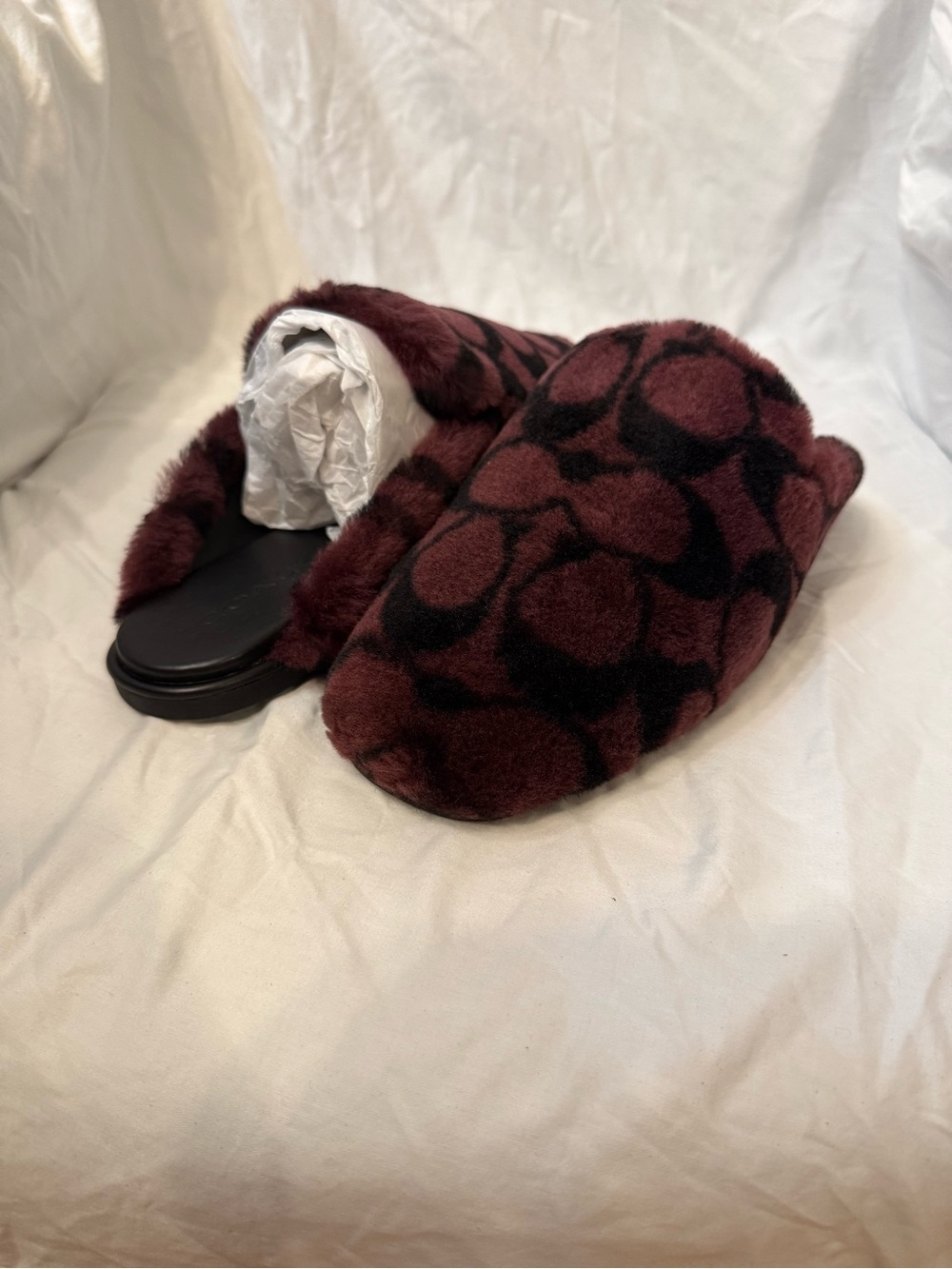 Women’s COACH Signature Shearling Slippers. Size 11. Merlot. NWB
